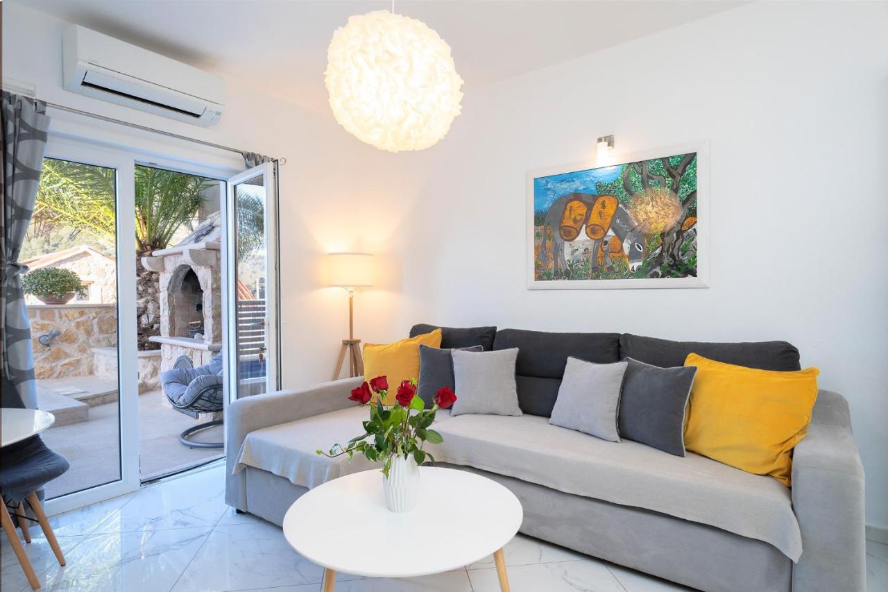 Villa Capitis In The Center هفار المظهر الخارجي الصورة